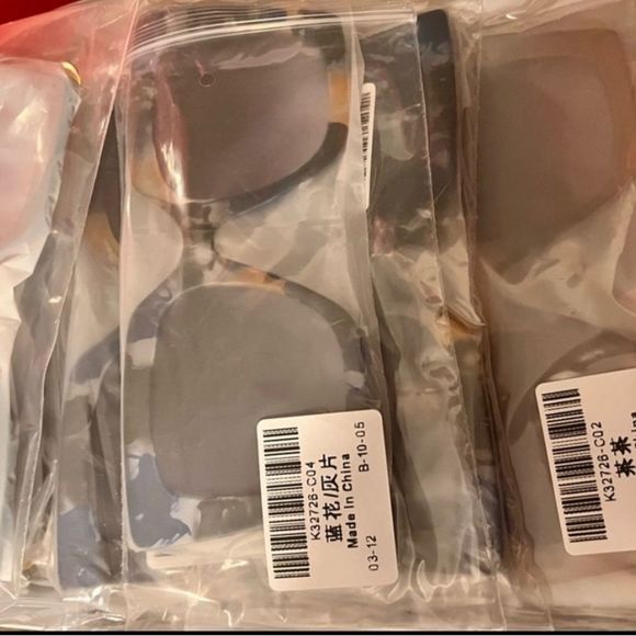 Cat Eye Shades with Pearl Design - Picture 4 of 5